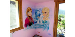 Décoration chambre graffiti "reine des neiges"