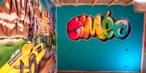 graffiti chambre garcon tag prenom couleur fresque murale savoie haute savoie Rhône alpes originale les dents du midi camion engin pelle tp